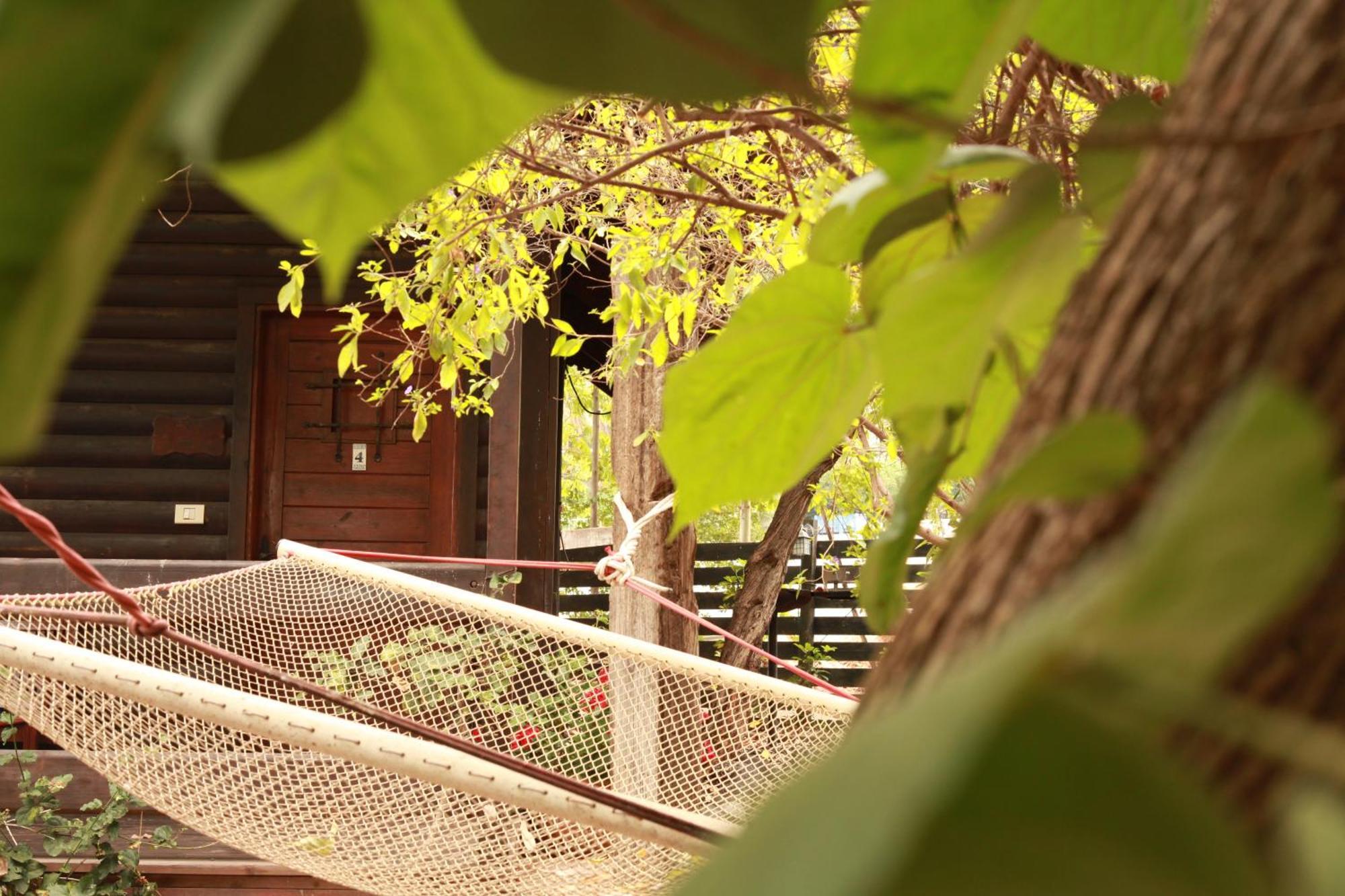 Cabin Resort 모샤브레메트 외부 사진