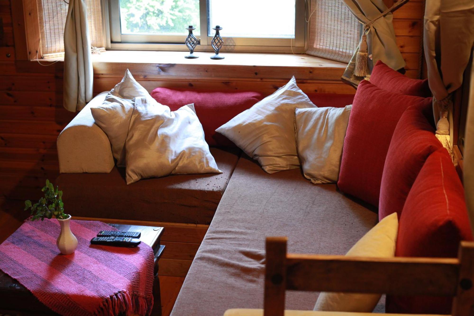Cabin Resort 모샤브레메트 외부 사진