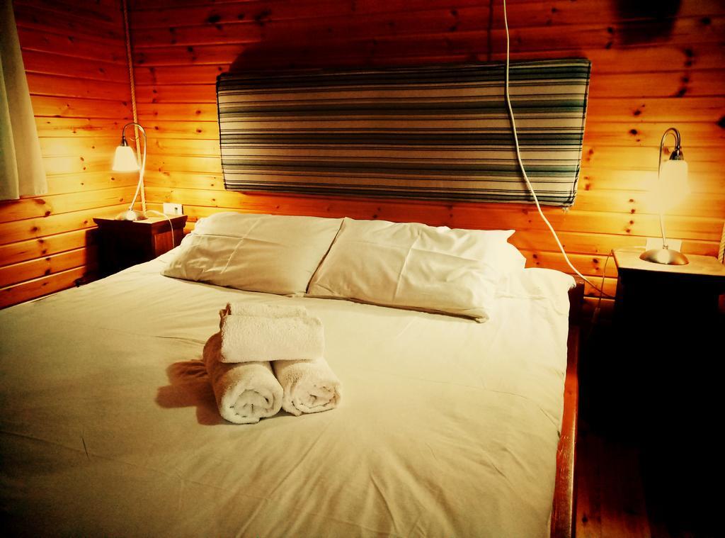 Cabin Resort 모샤브레메트 외부 사진