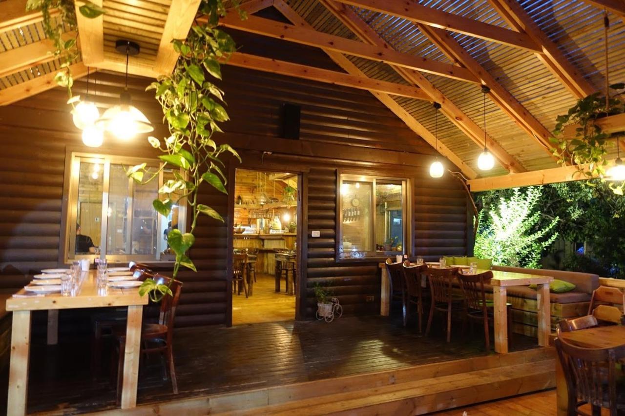 Cabin Resort 모샤브레메트 외부 사진